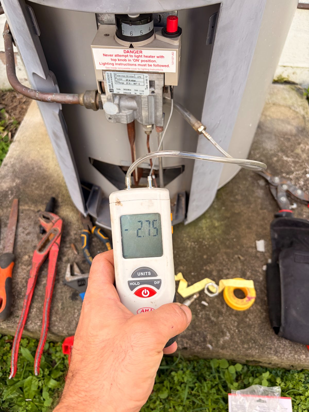 Gas hot water service installed in Baringa, Aura
